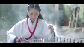 (沧海一声笑滔滔两岸潮歌曲)沧海一声笑滔滔两岸潮，唤起心中的海洋之歌